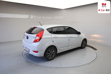 2018 - hyundai accent
