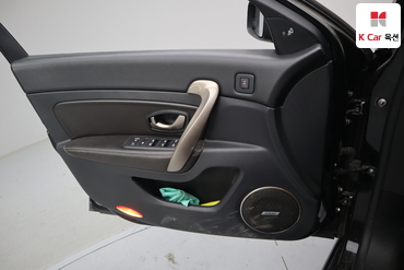 2016 - renault sm5