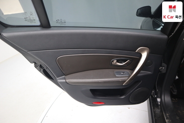 2016 - renault sm5