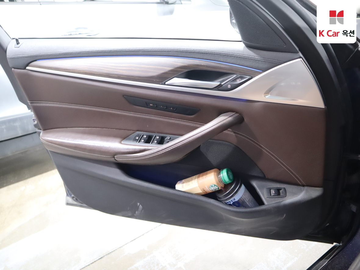 BMW 5 시리즈 - 8