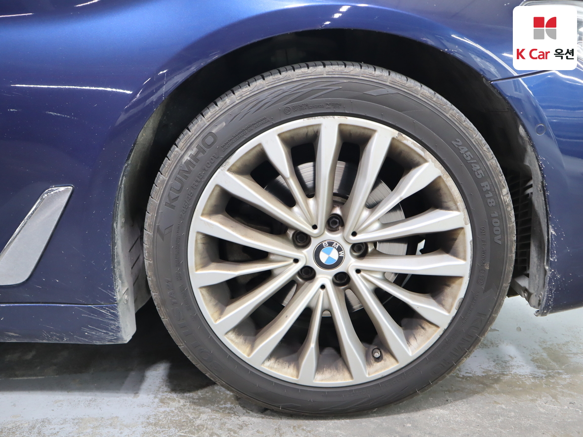 BMW 5 시리즈 - 44