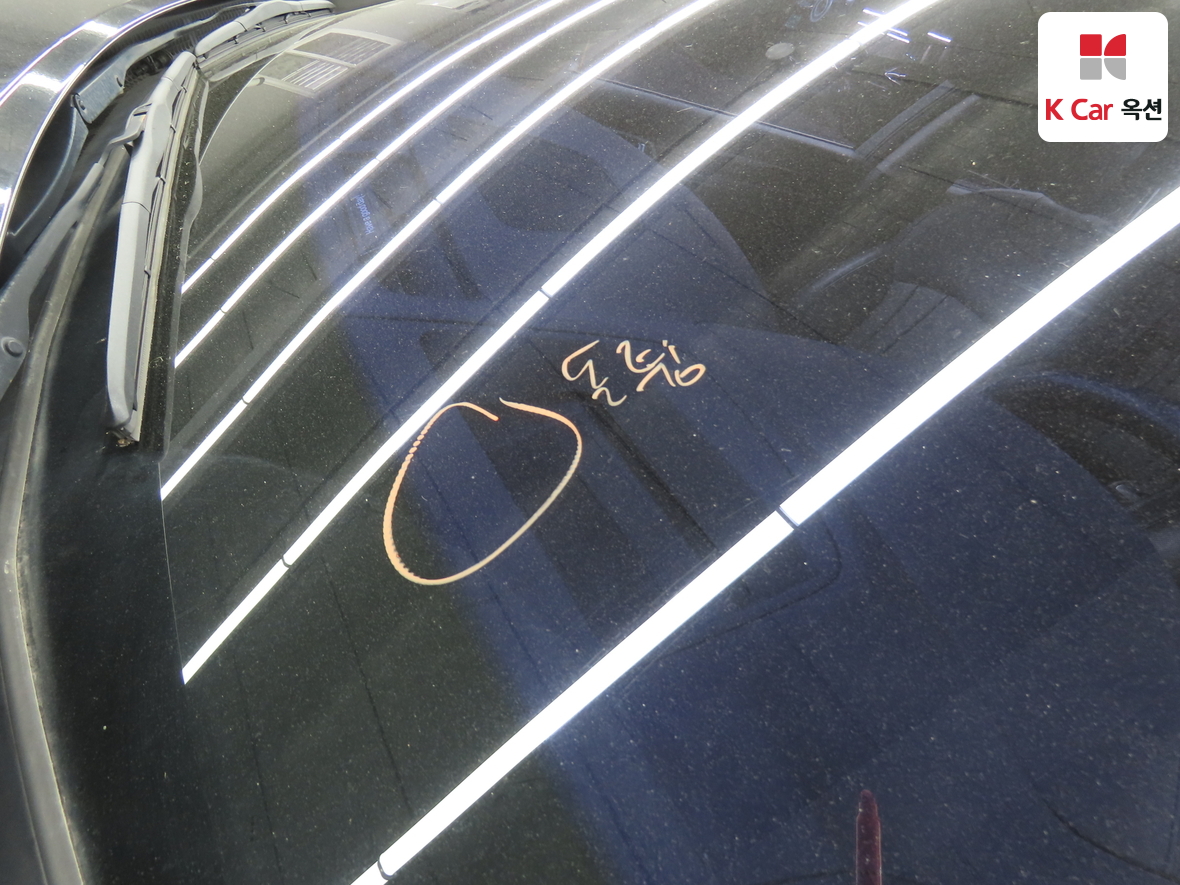 Hyundai Genesis - 35