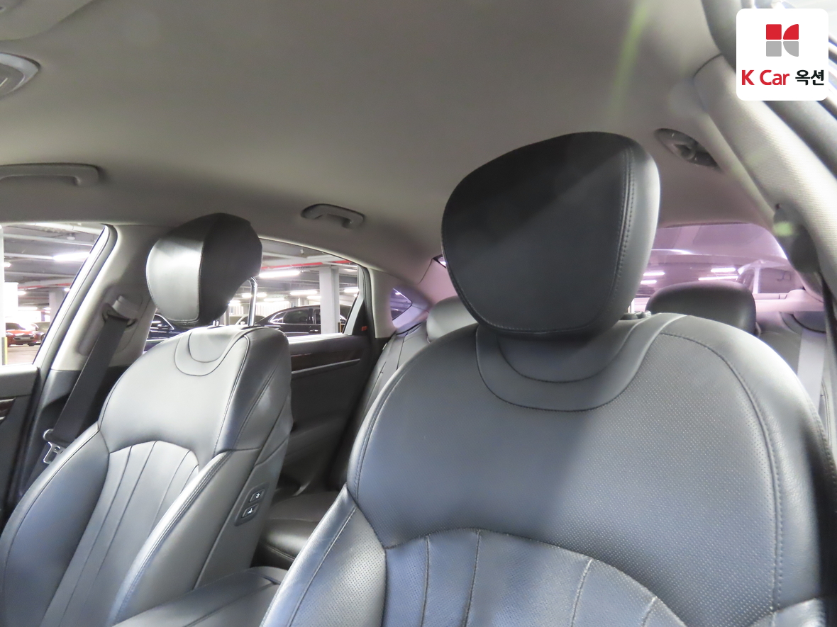 Hyundai Genesis - 19