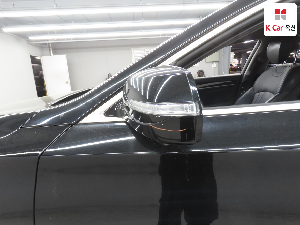 Hyundai Genesis - 36