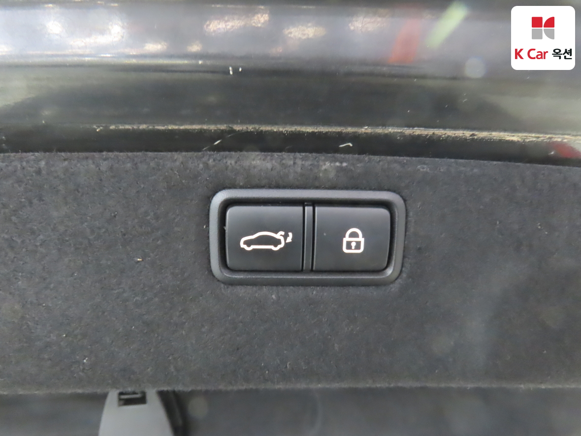 Hyundai Genesis - 27