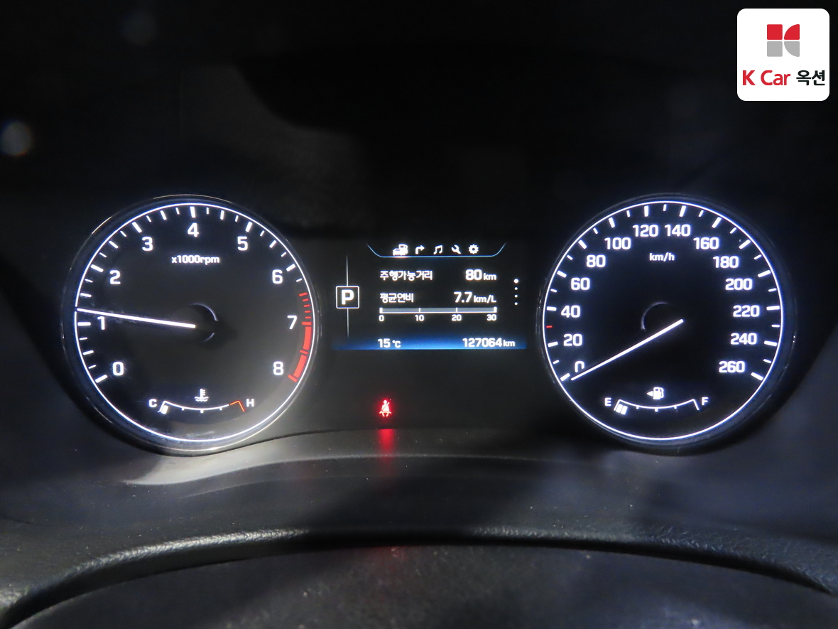 Hyundai Genesis - 5