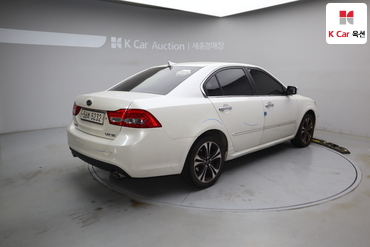 2010 - kia roche