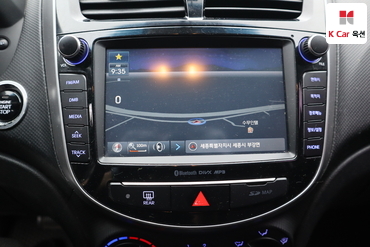 2016 - hyundai accent