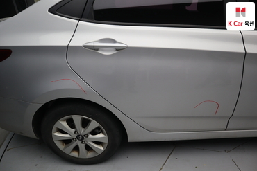 2016 - hyundai accent