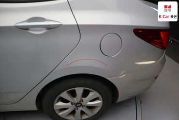 2016 - hyundai accent