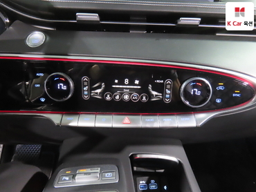 2022 - genesis egv70