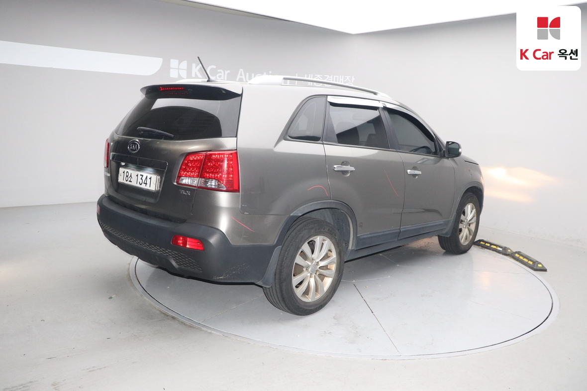 Kia Sorento - 2