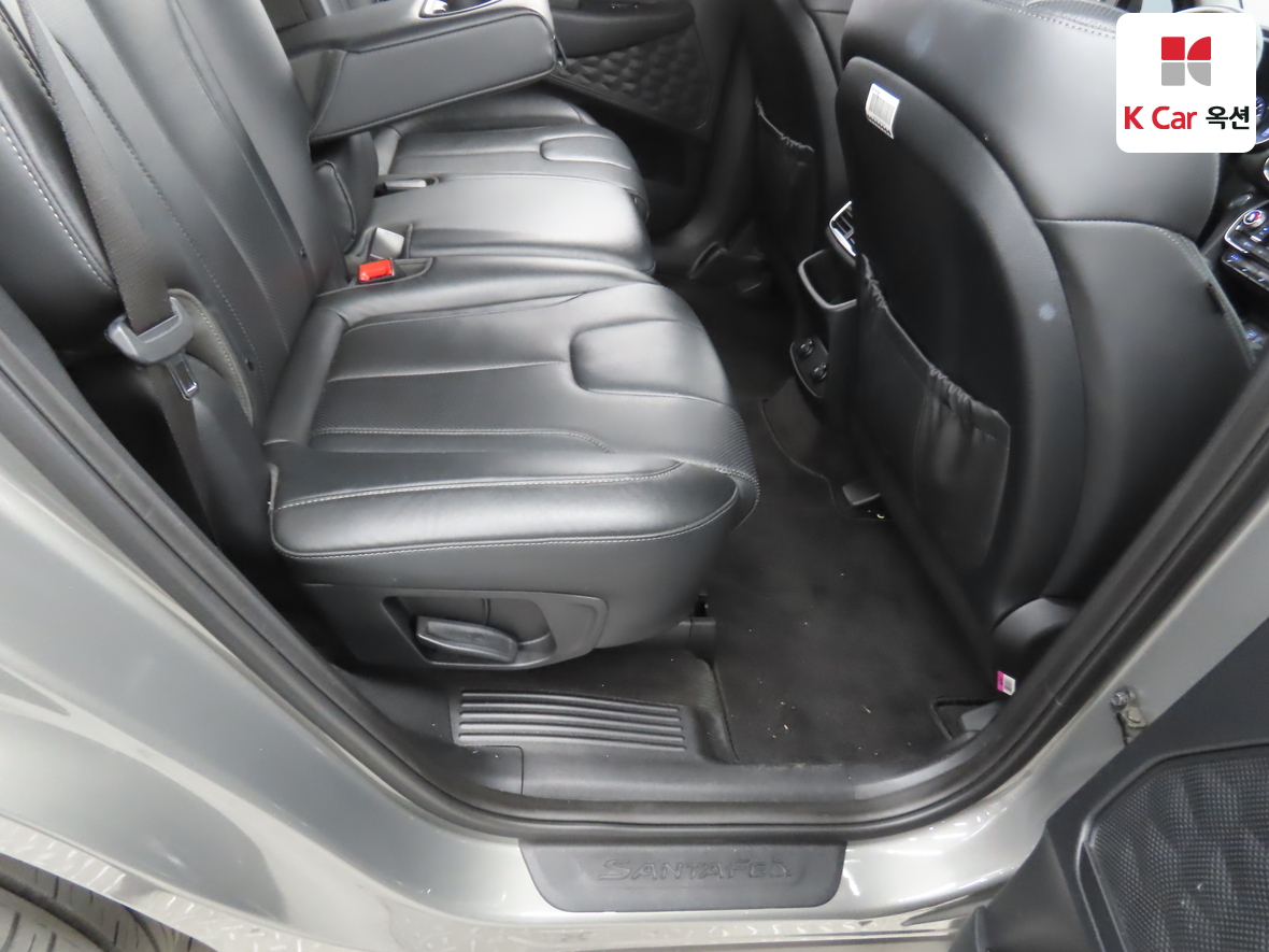 Hyundai SANTAFE - 29