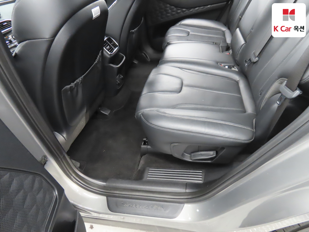 Hyundai SANTAFE - 23