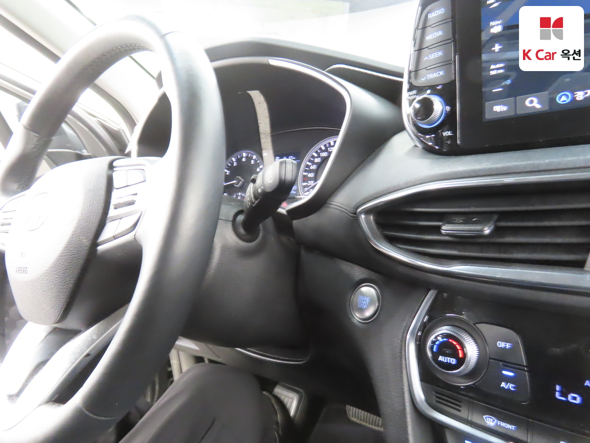 Hyundai SANTAFE - 11