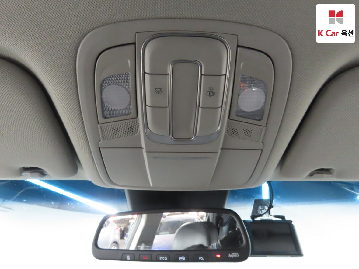 Hyundai SANTAFE - 12