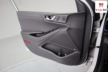 2019 - hyundai ioniq