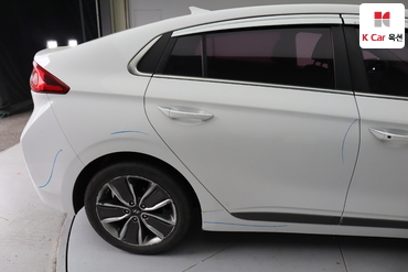 2019 - hyundai ioniq