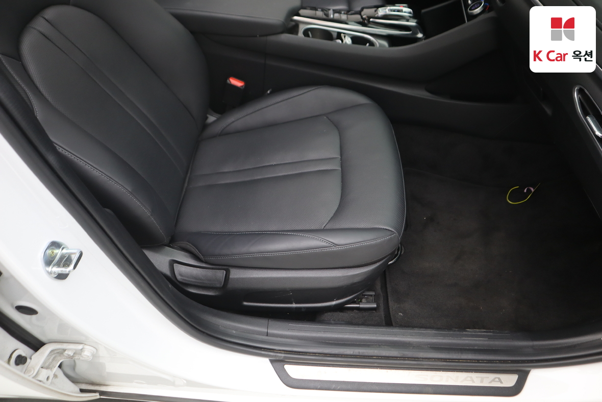 Hyundai Sonata - 31