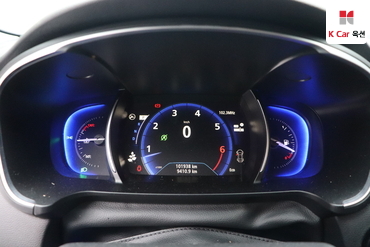 2020 - renault sm6
