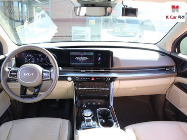 2022 - kia carnival