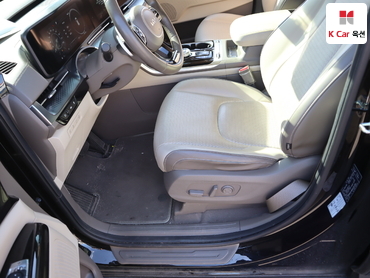 2022 - kia carnival
