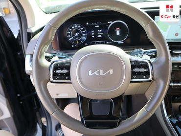 2022 - kia carnival