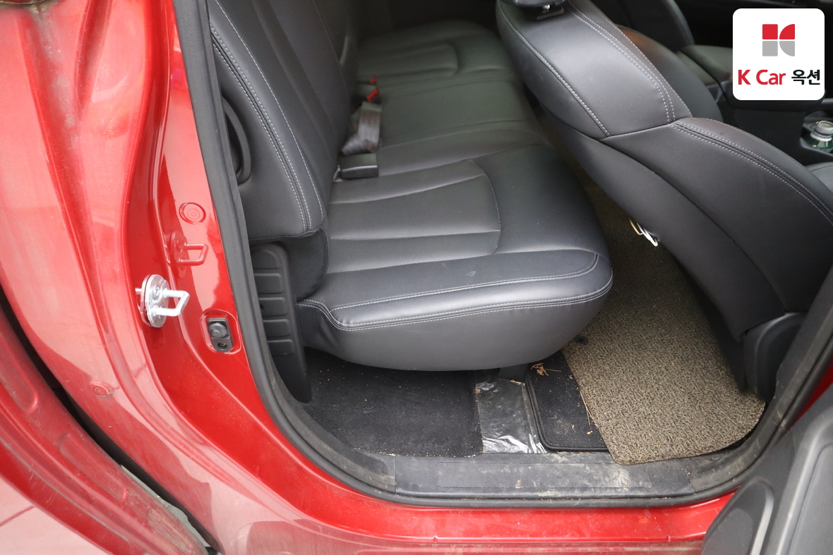 KG Mobility Rexton Sports Khan - 26