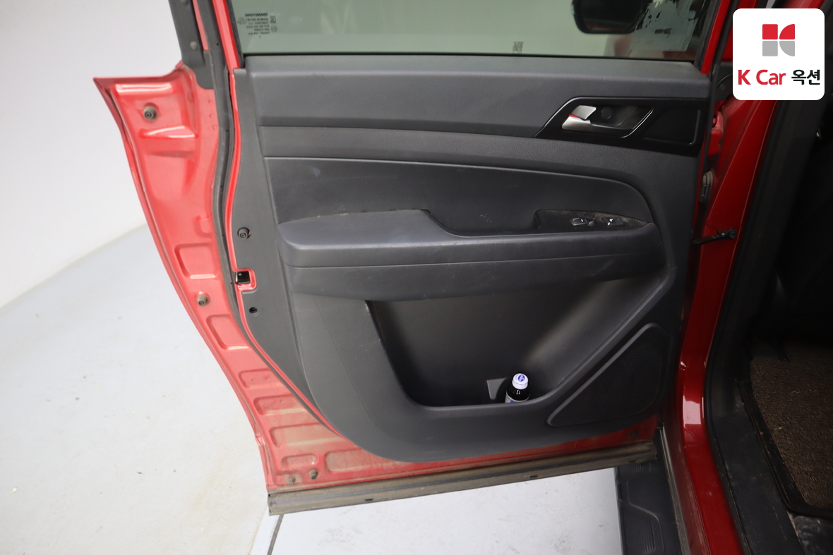 KG Mobility Rexton Sports Khan - 21