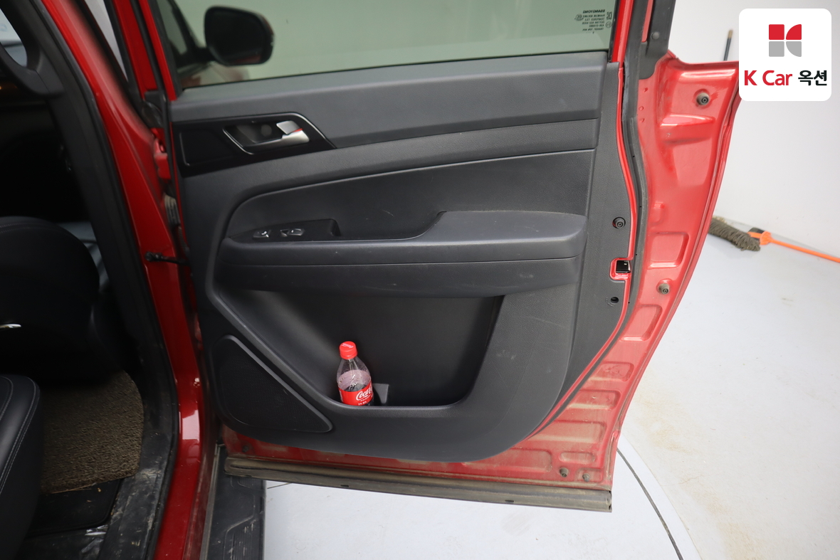 KG Mobility Rexton Sports Khan - 25