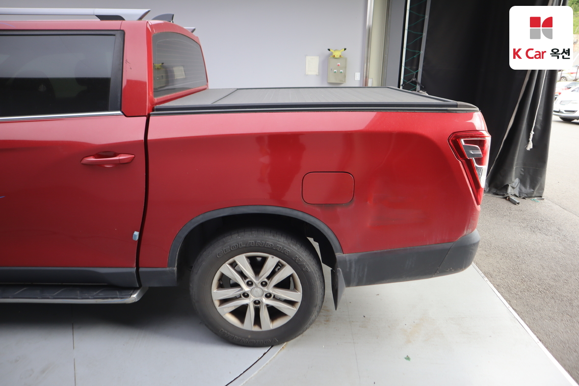 KG Mobility Rexton Sports Khan - 43