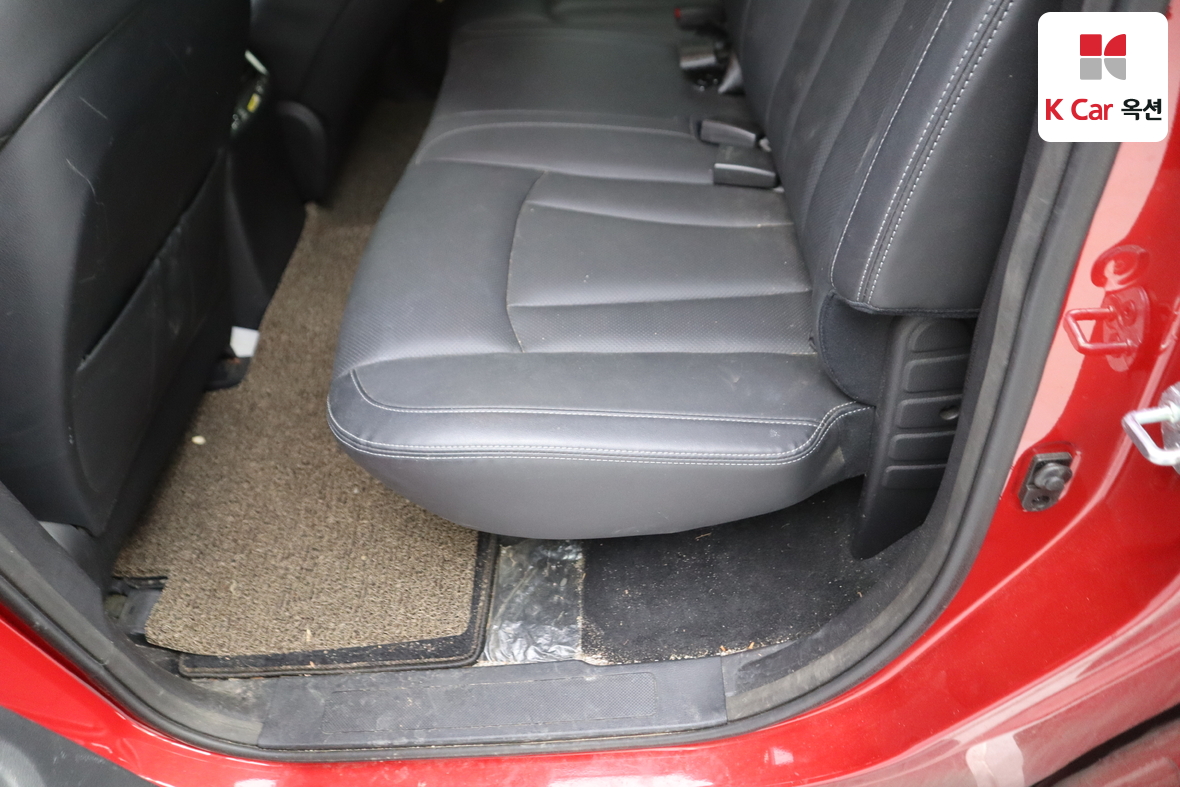 KG Mobility Rexton Sports Khan - 22
