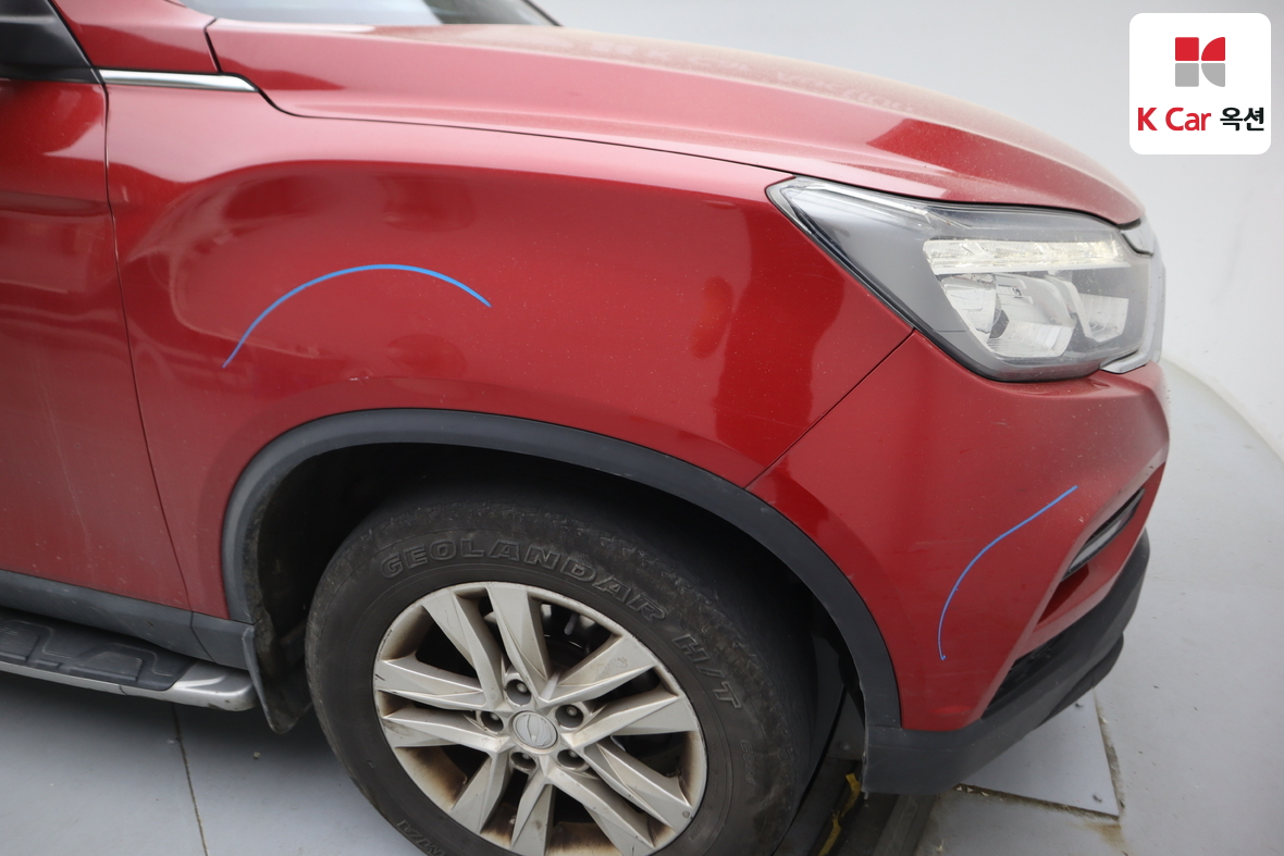 KG Mobility Rexton Sports Khan - 36