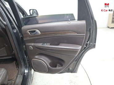 2016 - jeep grand cherokee
