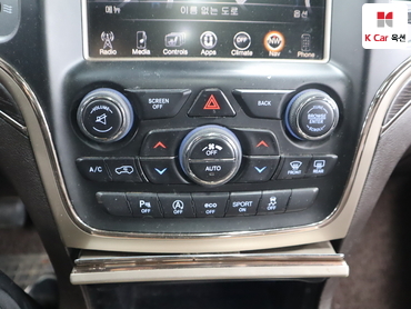 2016 - jeep grand cherokee