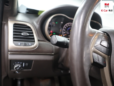2016 - jeep grand cherokee