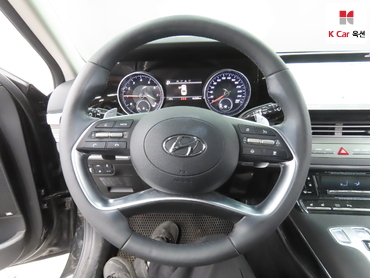 2022 - hyundai grandeur