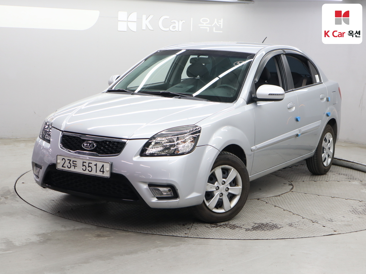 Kia Pride - 1