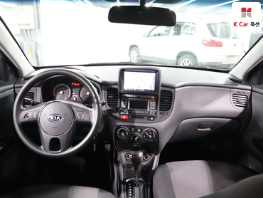 2011 - kia pride