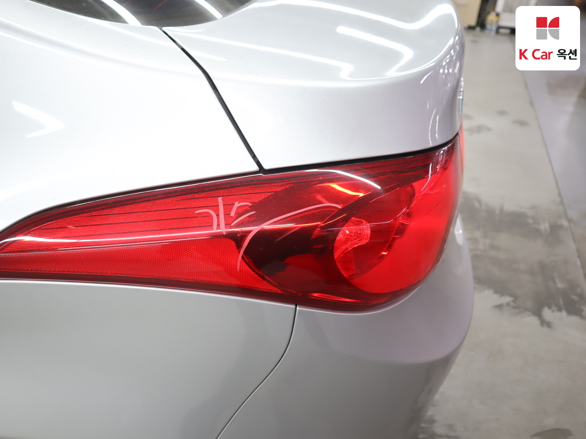 Hyundai Elantra - 37