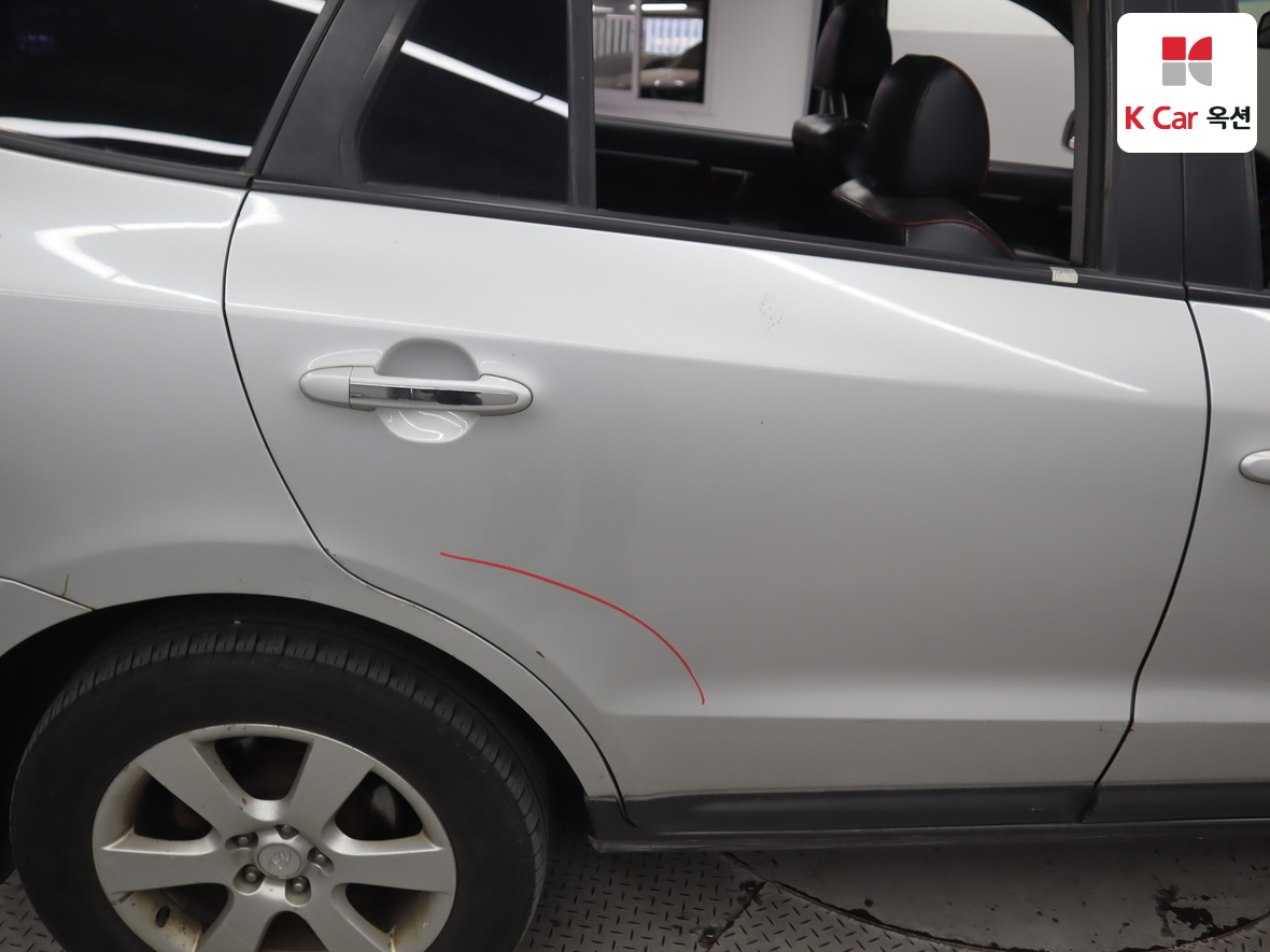 Hyundai SANTAFE - 45