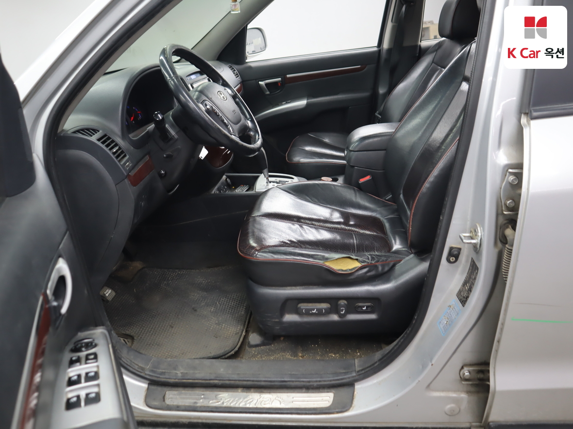 Hyundai SANTAFE - 17