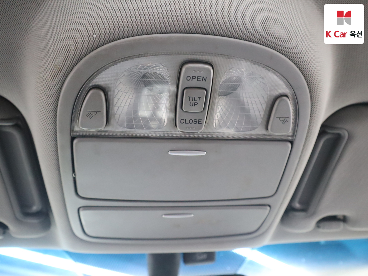 Hyundai SANTAFE - 12