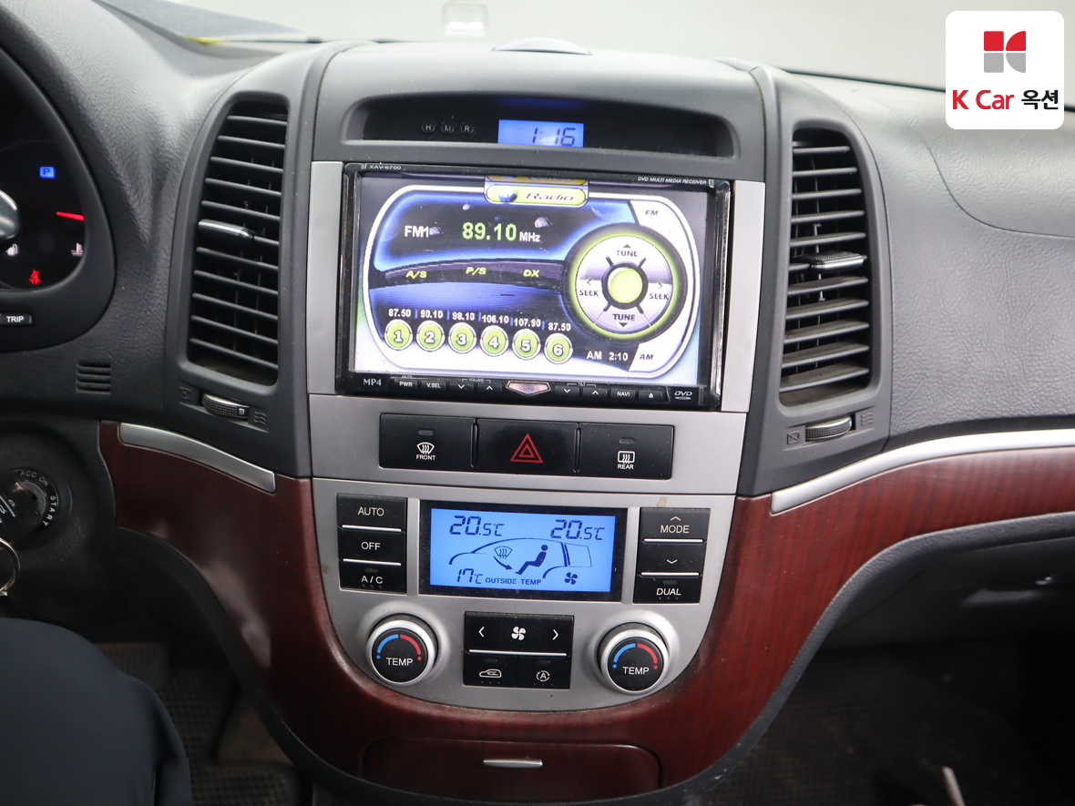 Hyundai SANTAFE - 6