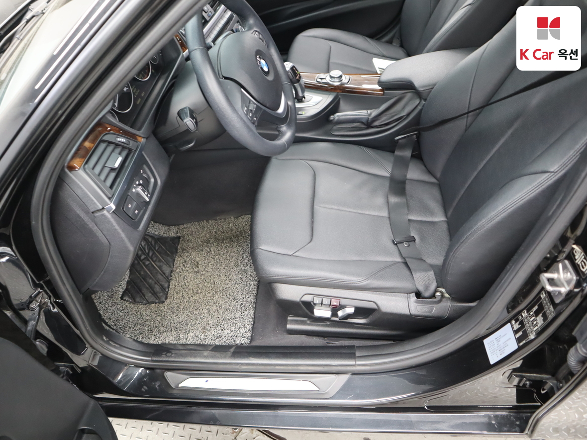 BMW 3 시리즈 - 18