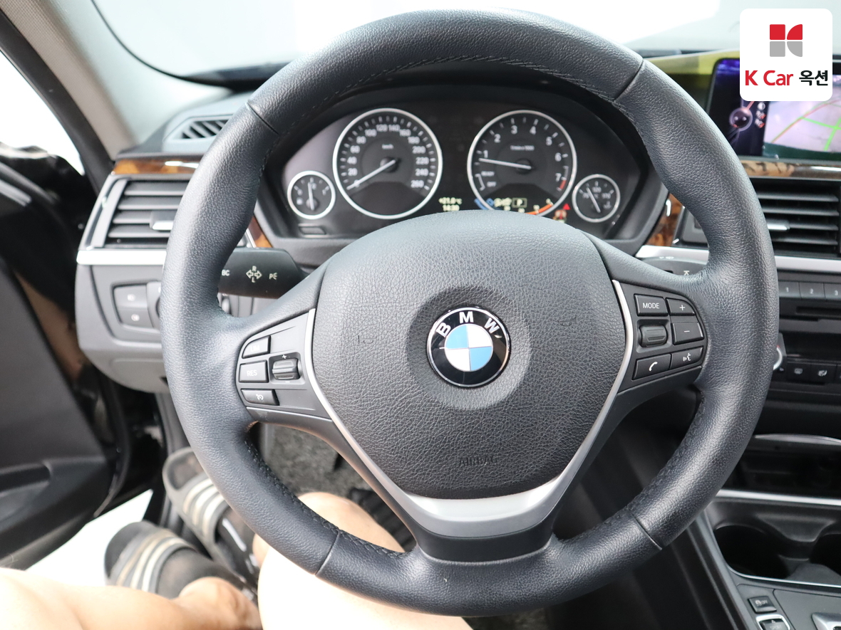 BMW 3 시리즈 - 10
