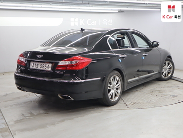 2012 - hyundai bh330