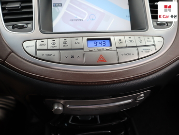 2012 - hyundai bh330