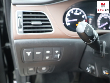 2012 - hyundai bh330