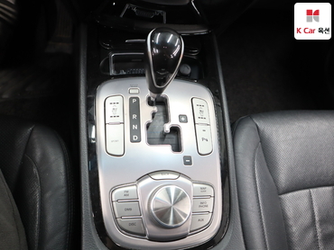 2012 - hyundai bh330